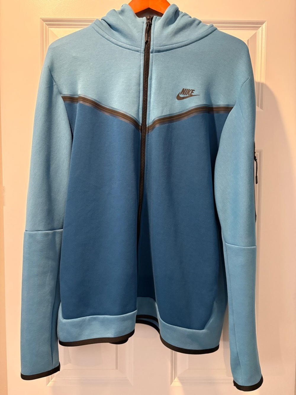 Nike Tech Men’s Two-Tone Light Blue and Blue Zip Hoodie
